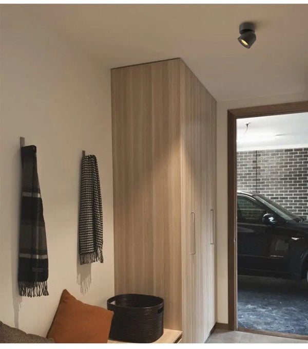 Opbouwspot | Zwart | 1 | Deluxe LED | 360 Graden | Rond Livolo Nederland B.V.