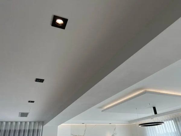 GU10 armatuur | Zwart | Kantelbaar en Richtbaar | Inbouwspot | Vierkant | ø 76mm Livolo Nederland B.V.