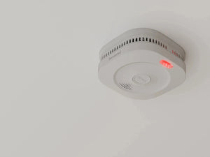 Drie rookmelders voor meerdere verdiepingen in een woning