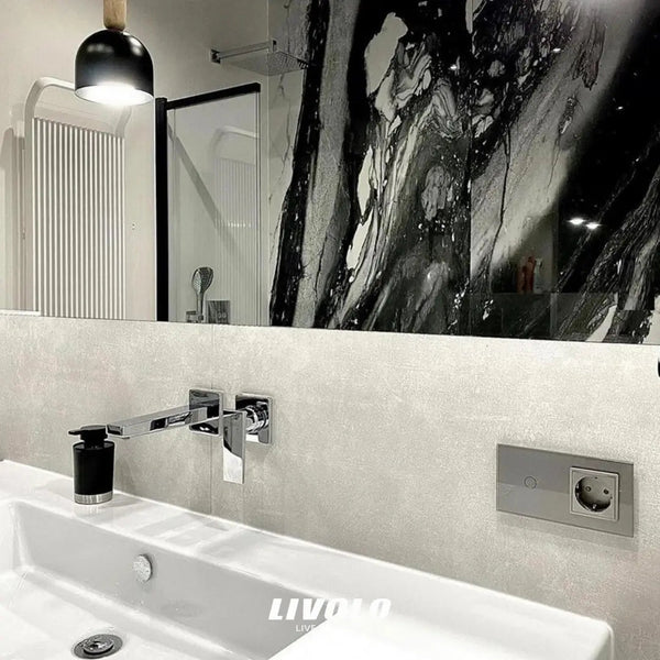 Livolo stopcontact en lichtschakelaar als voorbeeld voor de juiste montagehoogte in een woning