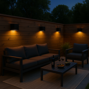 tuinverlichting-voor-schutting-sfeerverlichting-in-de-tuin-luxe-design-veranda-verlichting