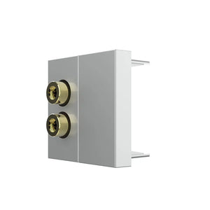 Grijze speaker aansluiting voor banaanplug met afdekpositie voor vaste audiobekabeling
