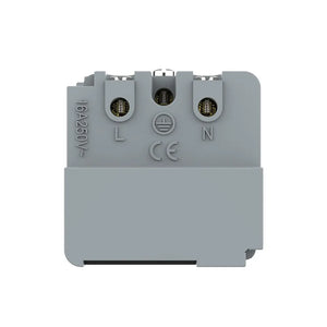 Achterzijde zwarte Livolo Smart Home stopcontactmodule met aansluitingen