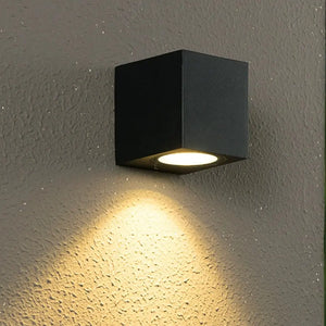 Wandlamp | Tuinverlichting 12V | Plug and Play | IP65 | Warm/wit Livolo Nederland B.V.